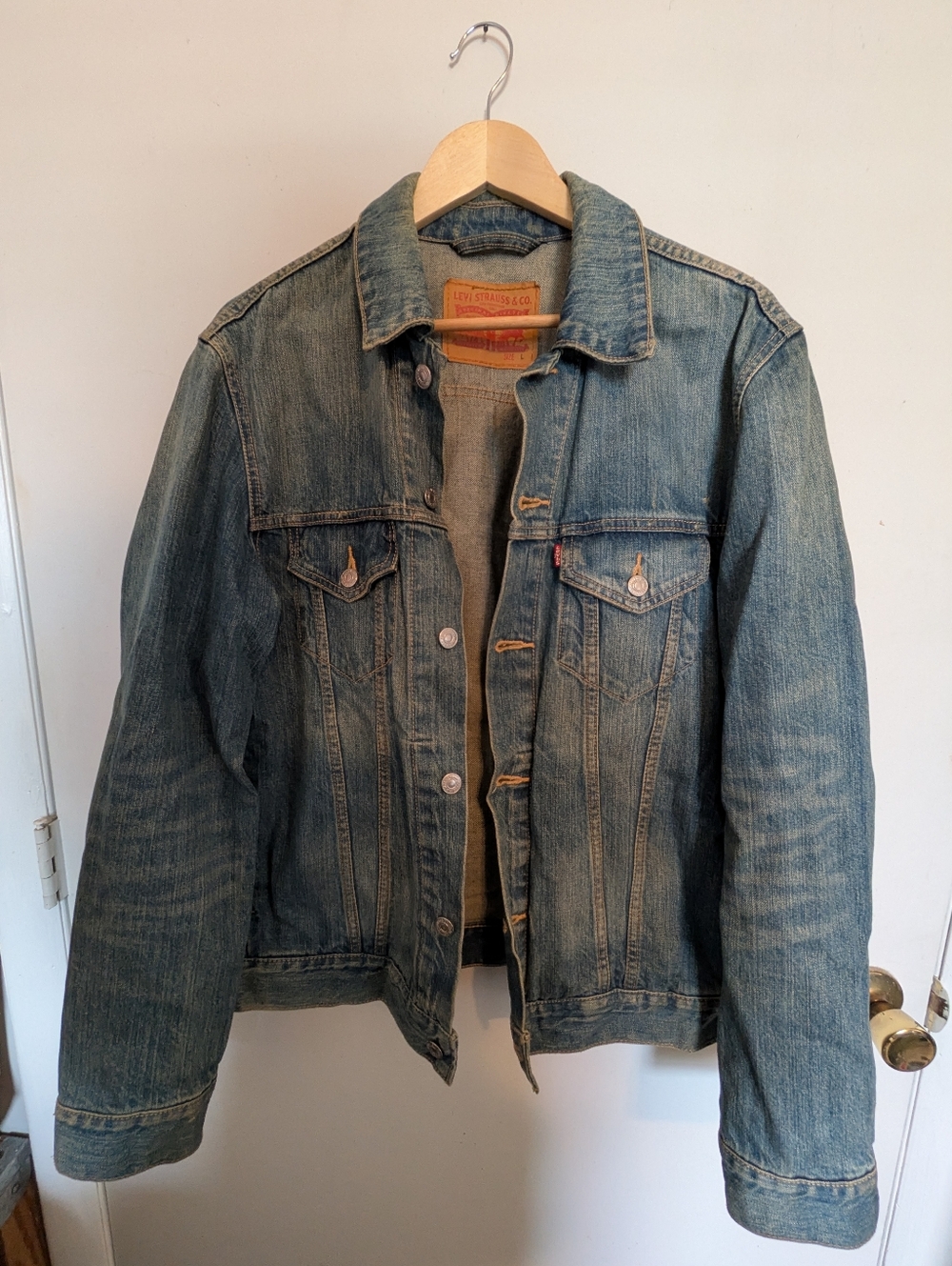 Levi's Light Blue Denim Jacket with Button-Front